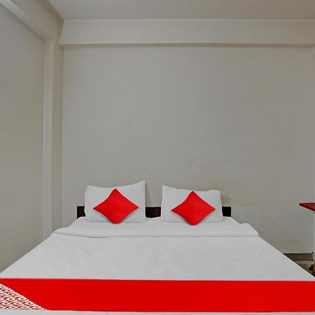 Hotel O Vrinda Residency Noida Bagian luar foto