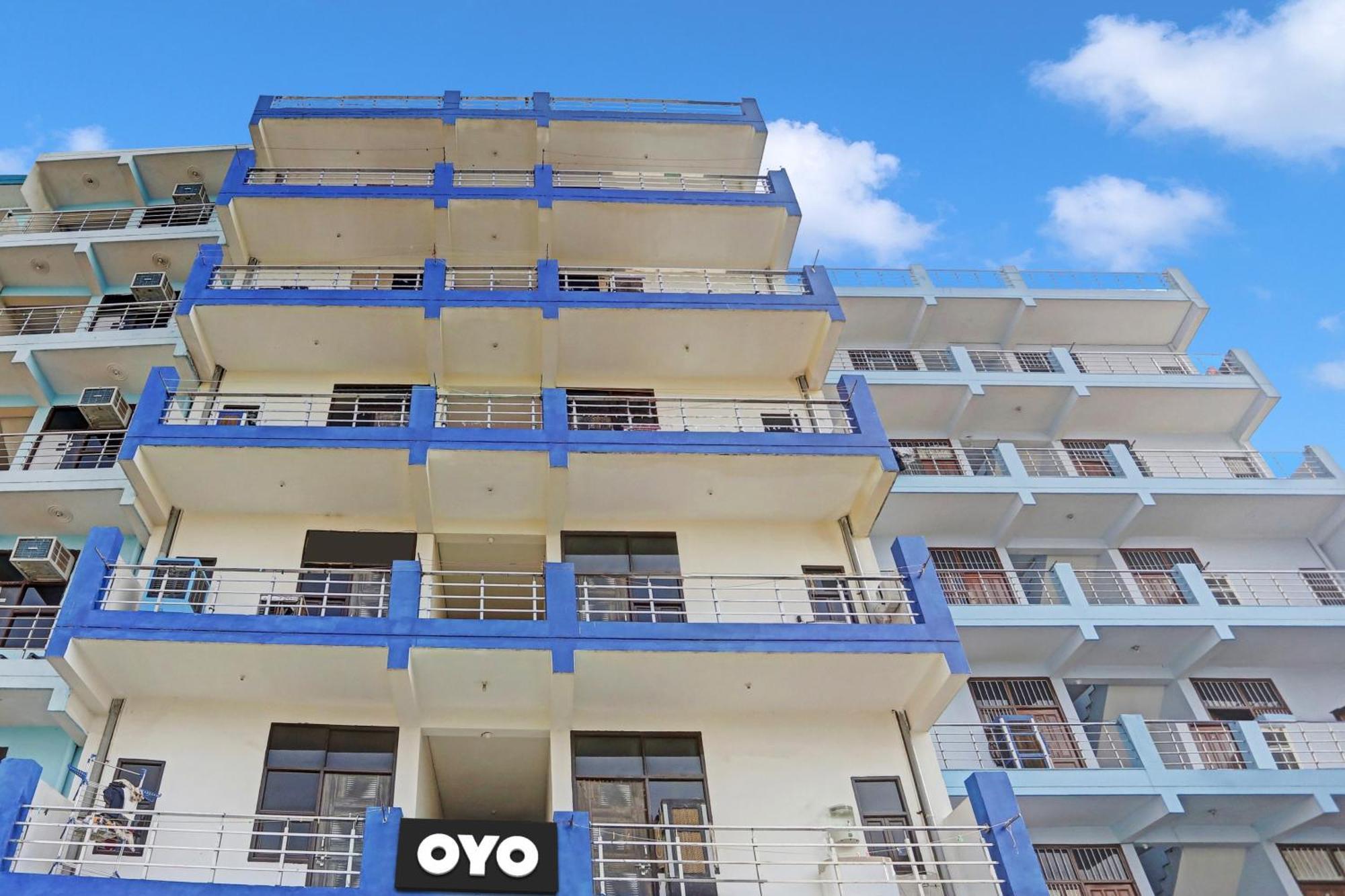 Hotel O Vrinda Residency Noida Bagian luar foto